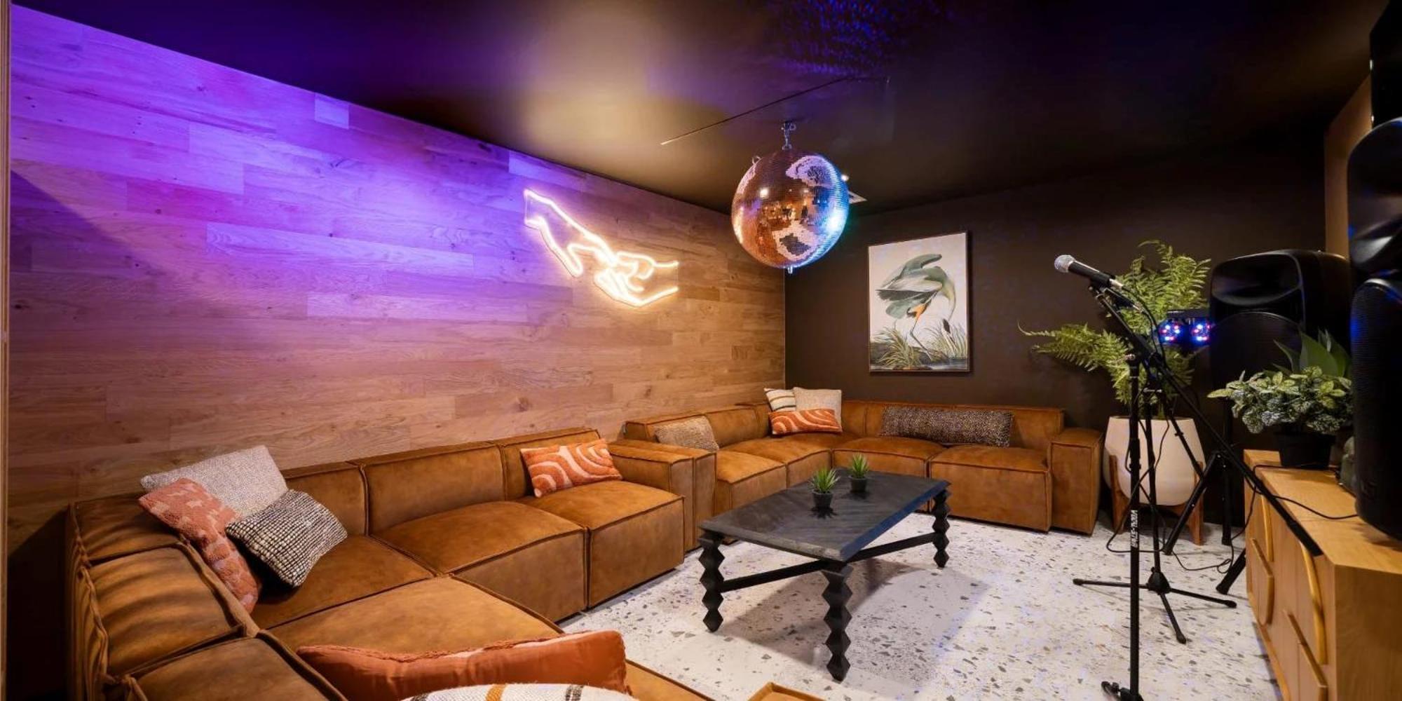 Canvas Glasgow: Private Rooms and Studios with Shared Kitchen Near City Centre Exterior photo